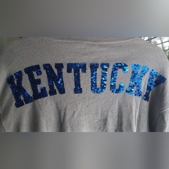 VS pink UK Wildcats Sequin crop top - Picture 3 of 5